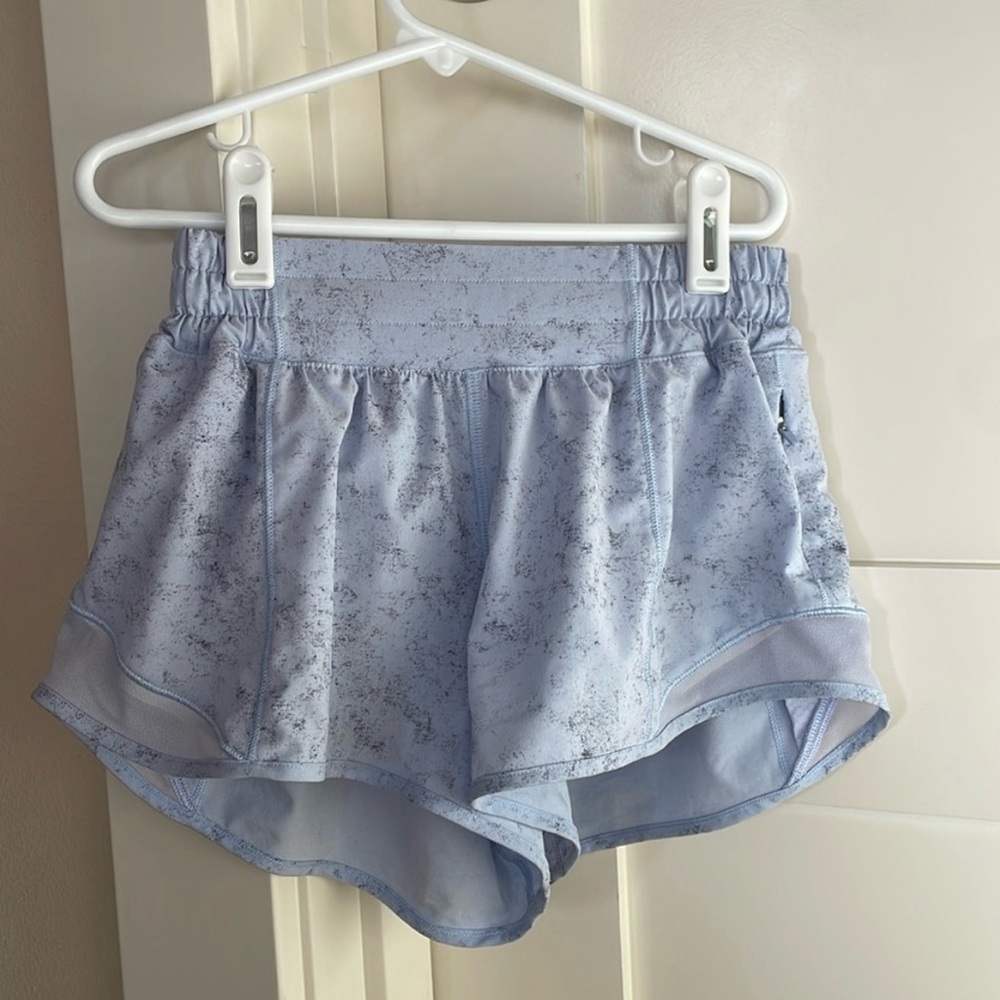 lululemon shorts size 2 2.5 low rise
